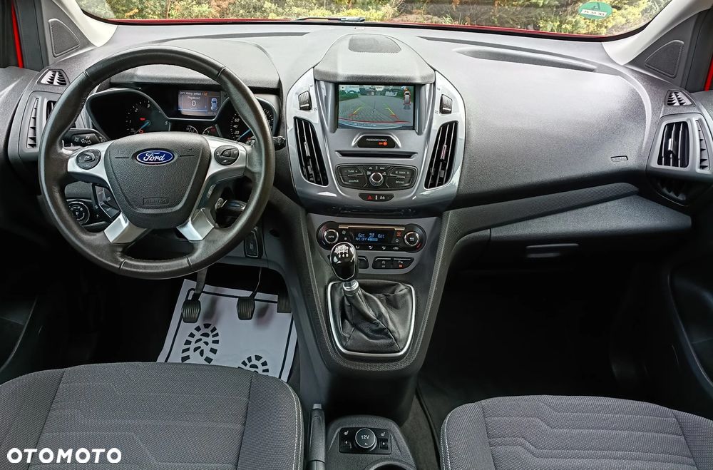 Ford Tourneo Connect 1.5 TDCi Titanium - 25