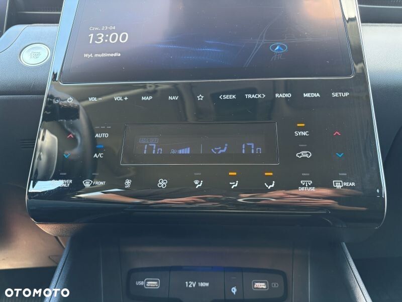 Hyundai Tucson 1.6 T-GDi HEV Executive 2WD - 28