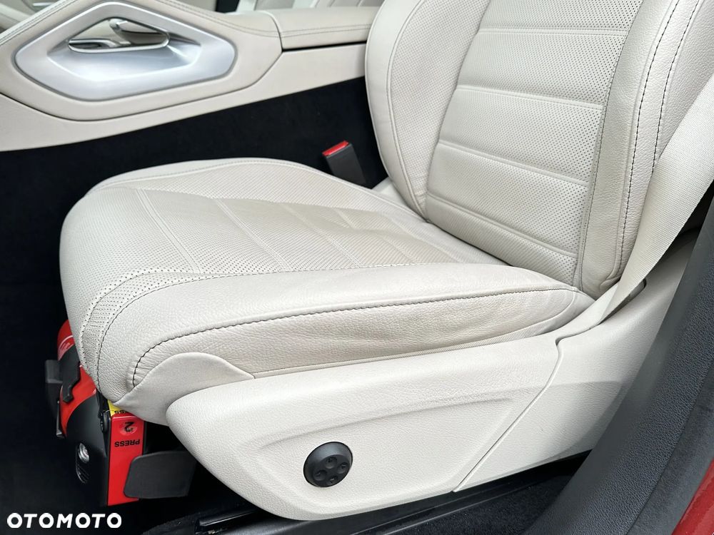 Mercedes-Benz GLE - 10
