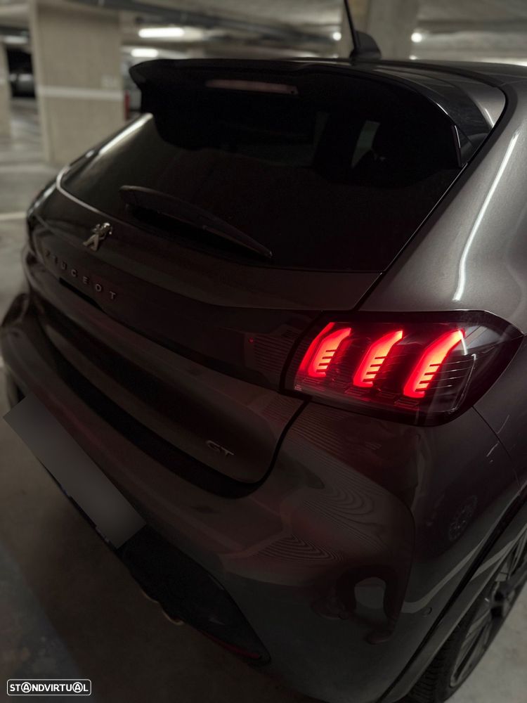 Peugeot 208 1.2 PureTech GT EAT8 - 23