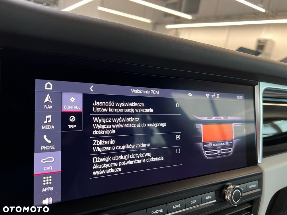 Porsche Macan Standard - 25