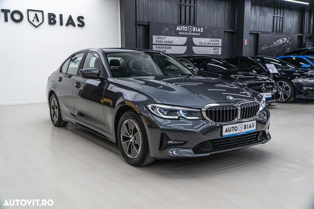 BMW Seria 3 320i Aut. Sport Line - 4