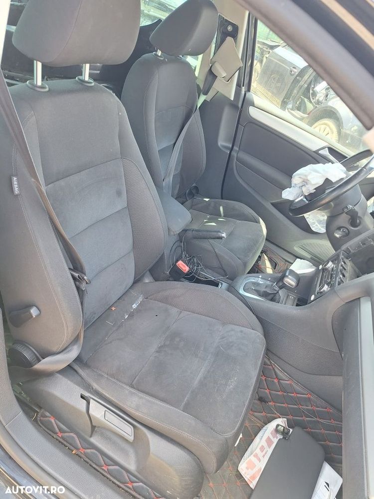 Dezmembrez VW Golf 6 hatchback 1.8 tsi CDAA negru LC9X si 1.6 CAY LA7T - 5