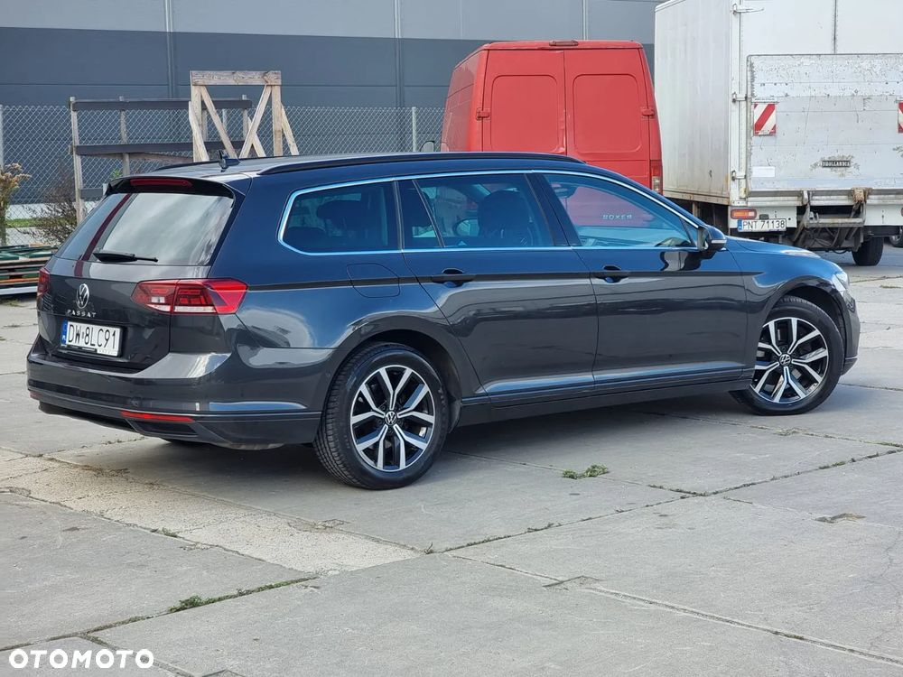 Volkswagen Passat 2.0 TSI Business DSG - 5