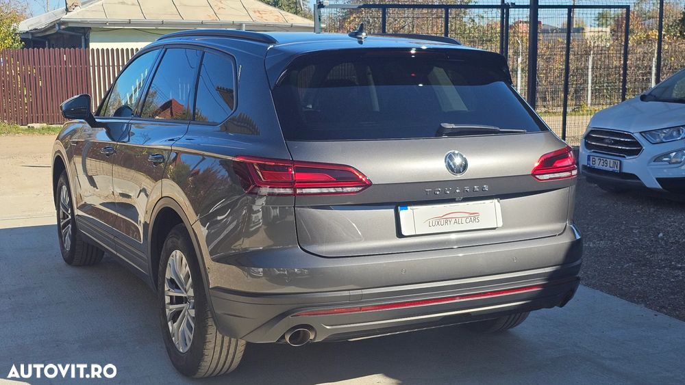 Volkswagen Touareg - 5