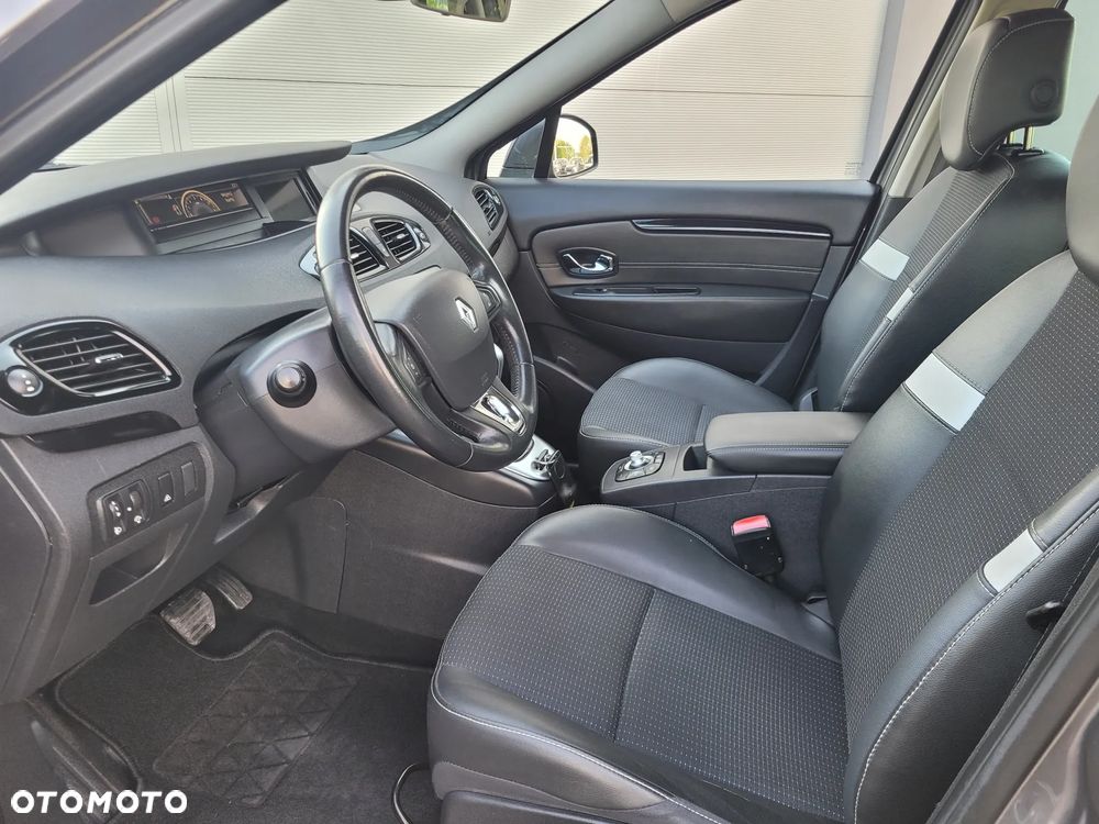 Renault Scenic - 16