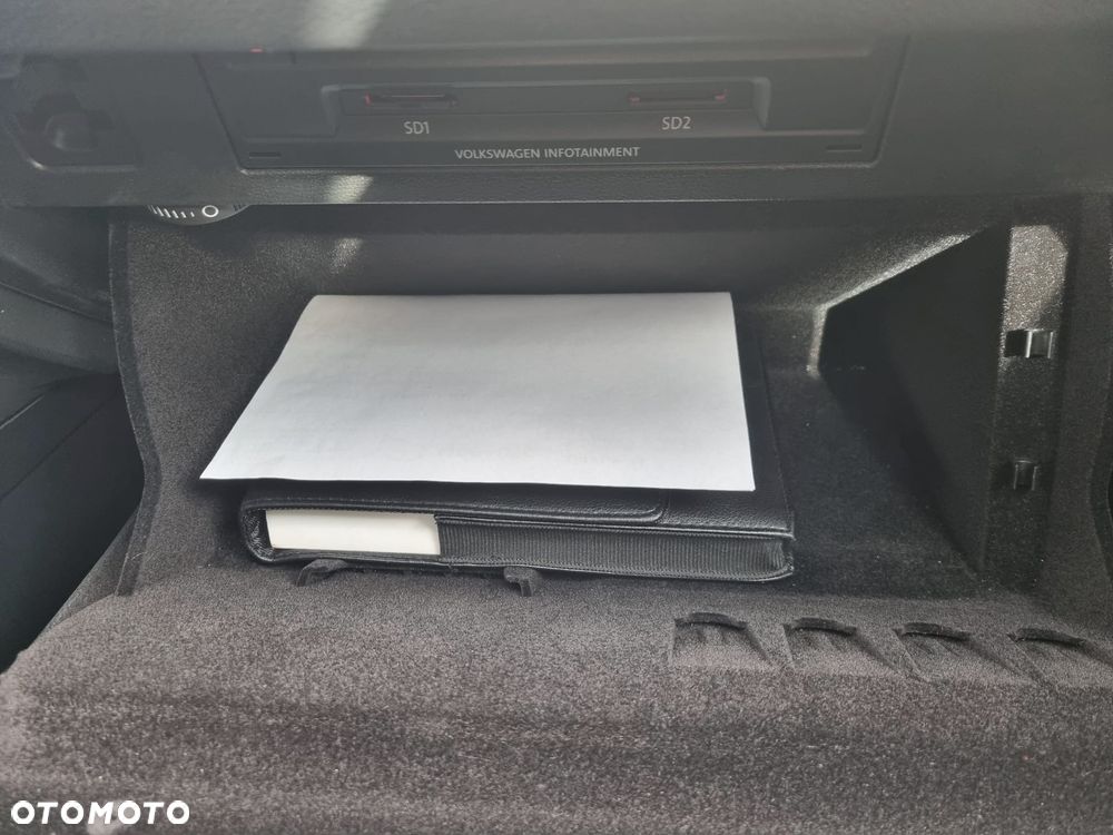 Volkswagen Passat Variant 2.0 TDI (BlueMotion Technology) Comfortline - 26