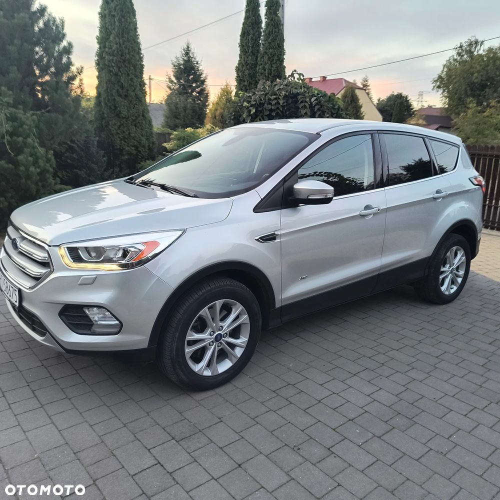 Ford Kuga 2.0 TDCi 4WD Titanium - 1