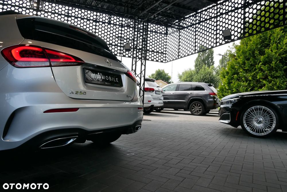 Mercedes-Benz Klasa A 250 4-Matic AMG Line 7G-DCT - 30