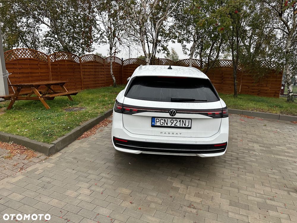 Volkswagen Passat 2.0 TDI SCR Style DSG - 21