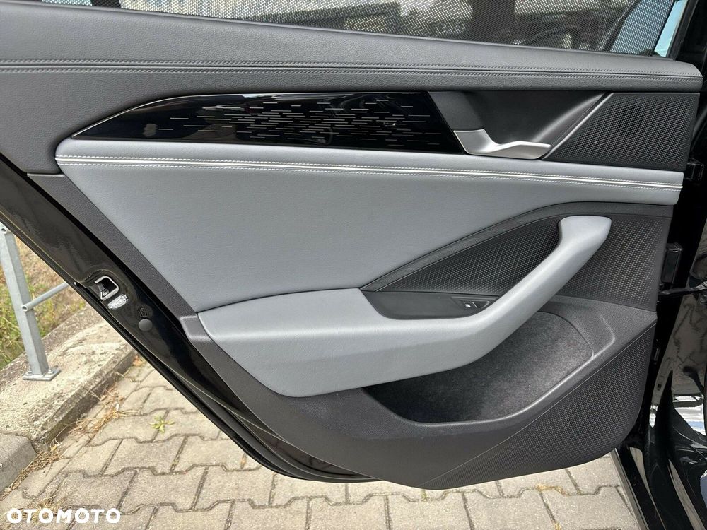 Volkswagen Passat 2.0 TDI EVO Elegance DSG - 12
