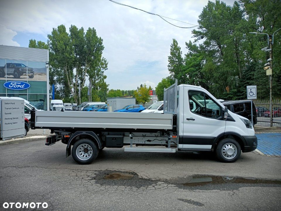 Ford Transit - 10