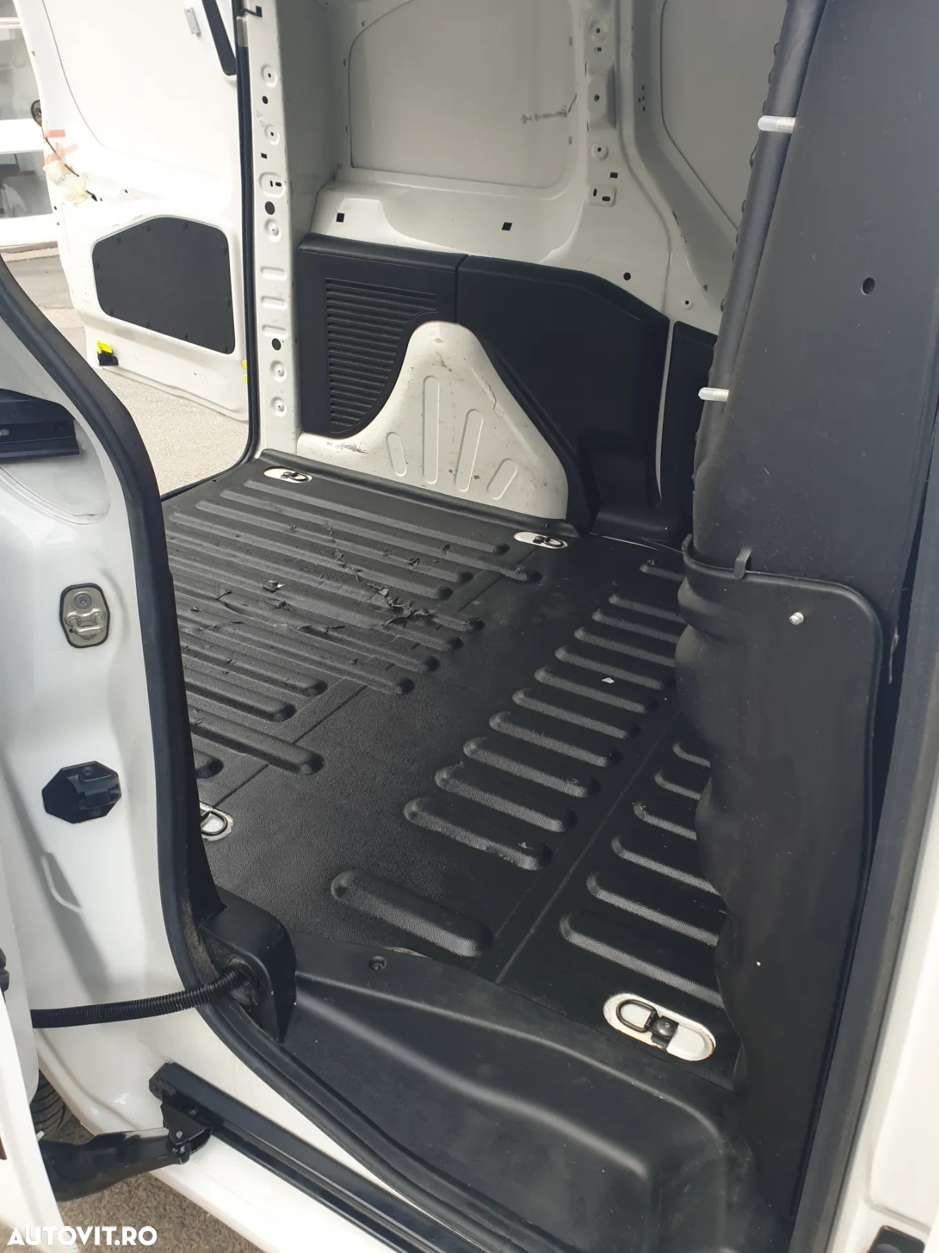 Peugeot Partner Combi 1.6 HDi 75 CP Confort FAP - 11