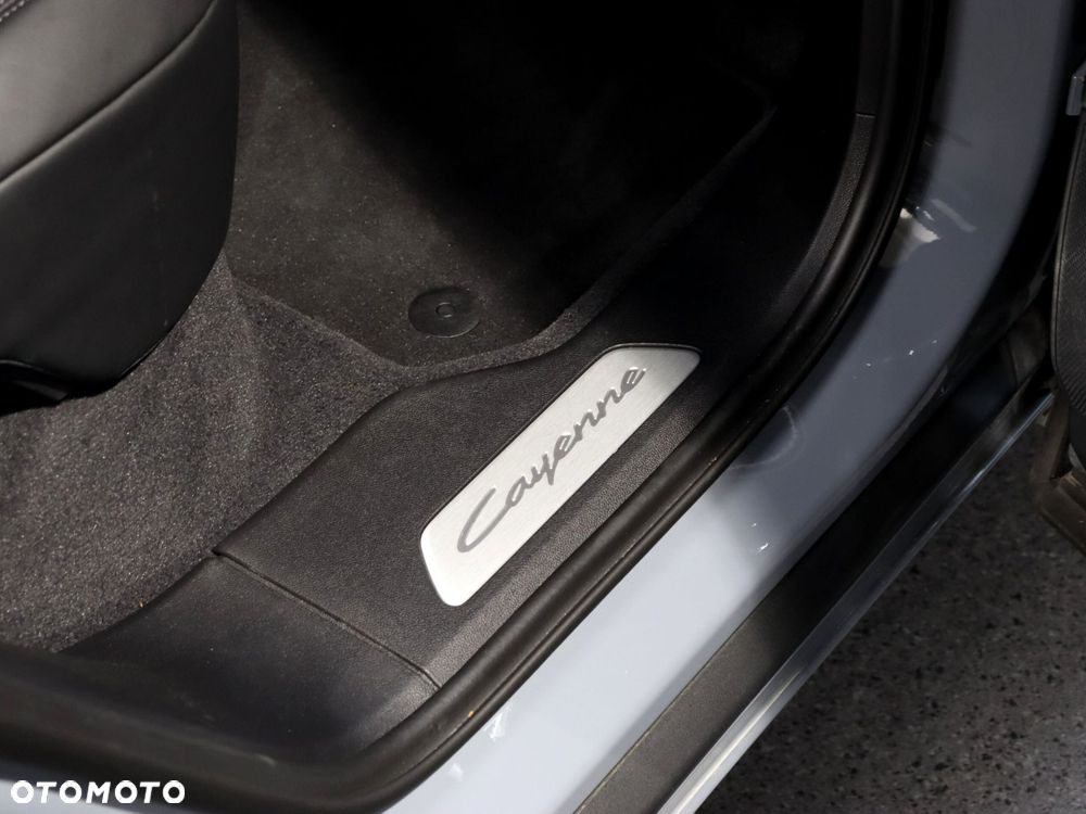 Porsche Cayenne E-Hybrid PHEV - 32