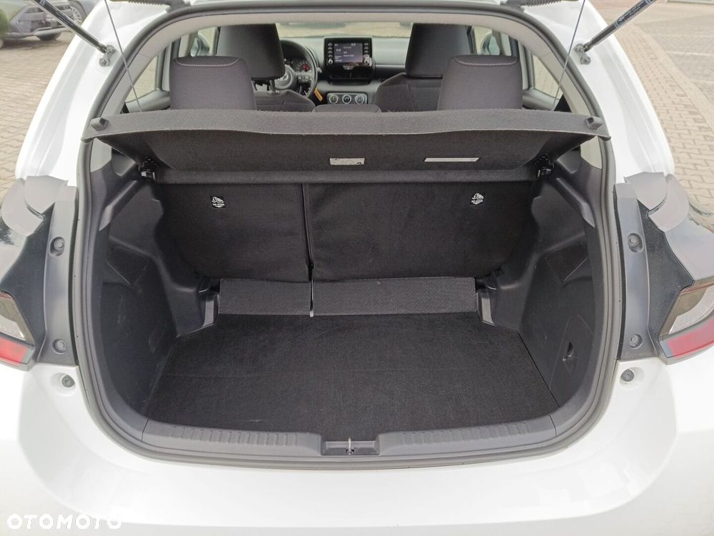 Toyota Yaris 1.5 Comfort CVT - 13