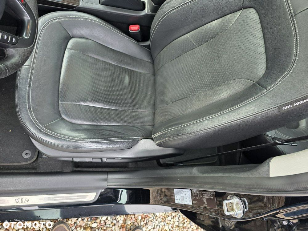 Kia Optima - 35
