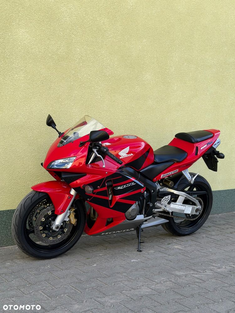 Honda CBR - 27