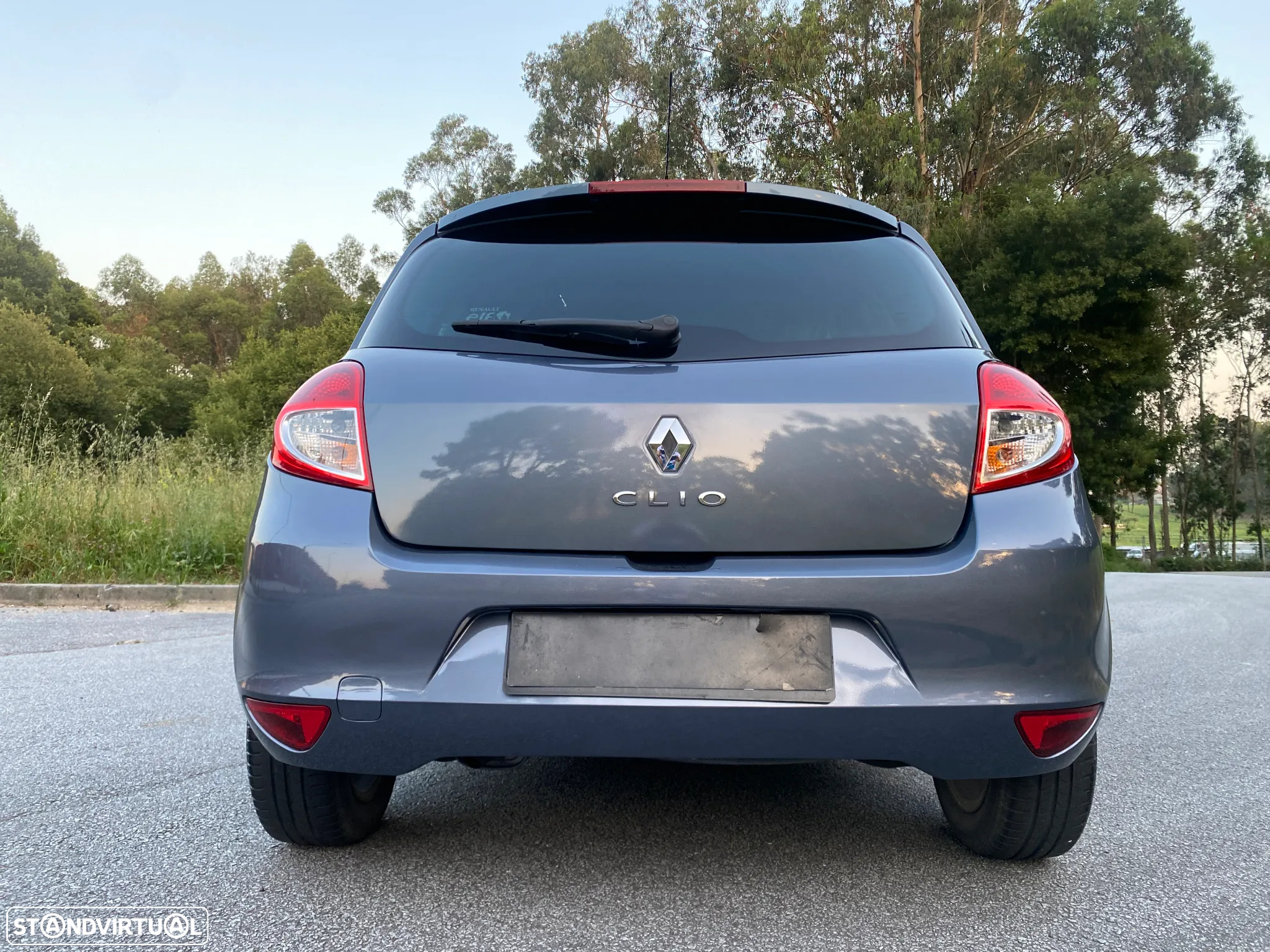 Renault Clio 1.2 16V GT - 9