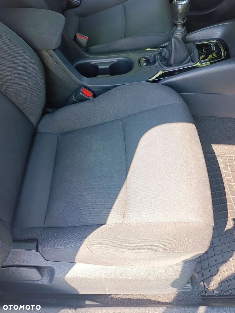 Toyota Corolla 1.2 T Active - 19