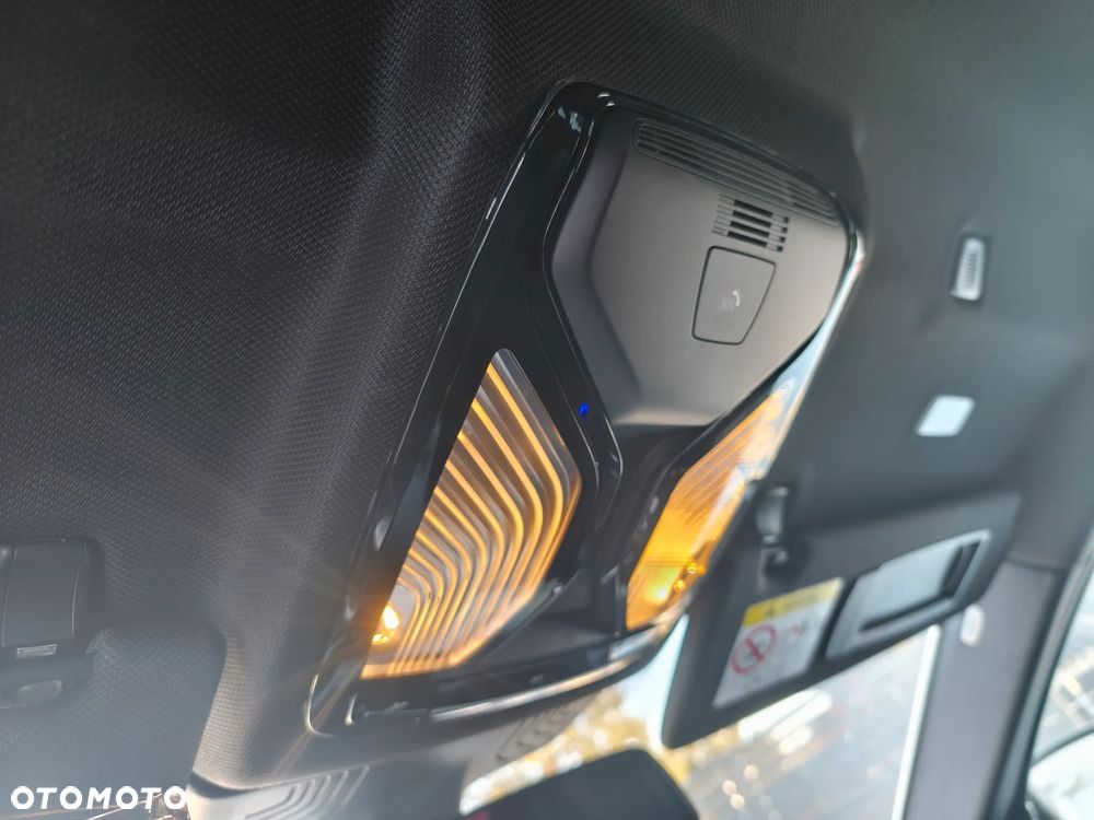 BMW Seria 5 520d xDrive M Sport sport - 18