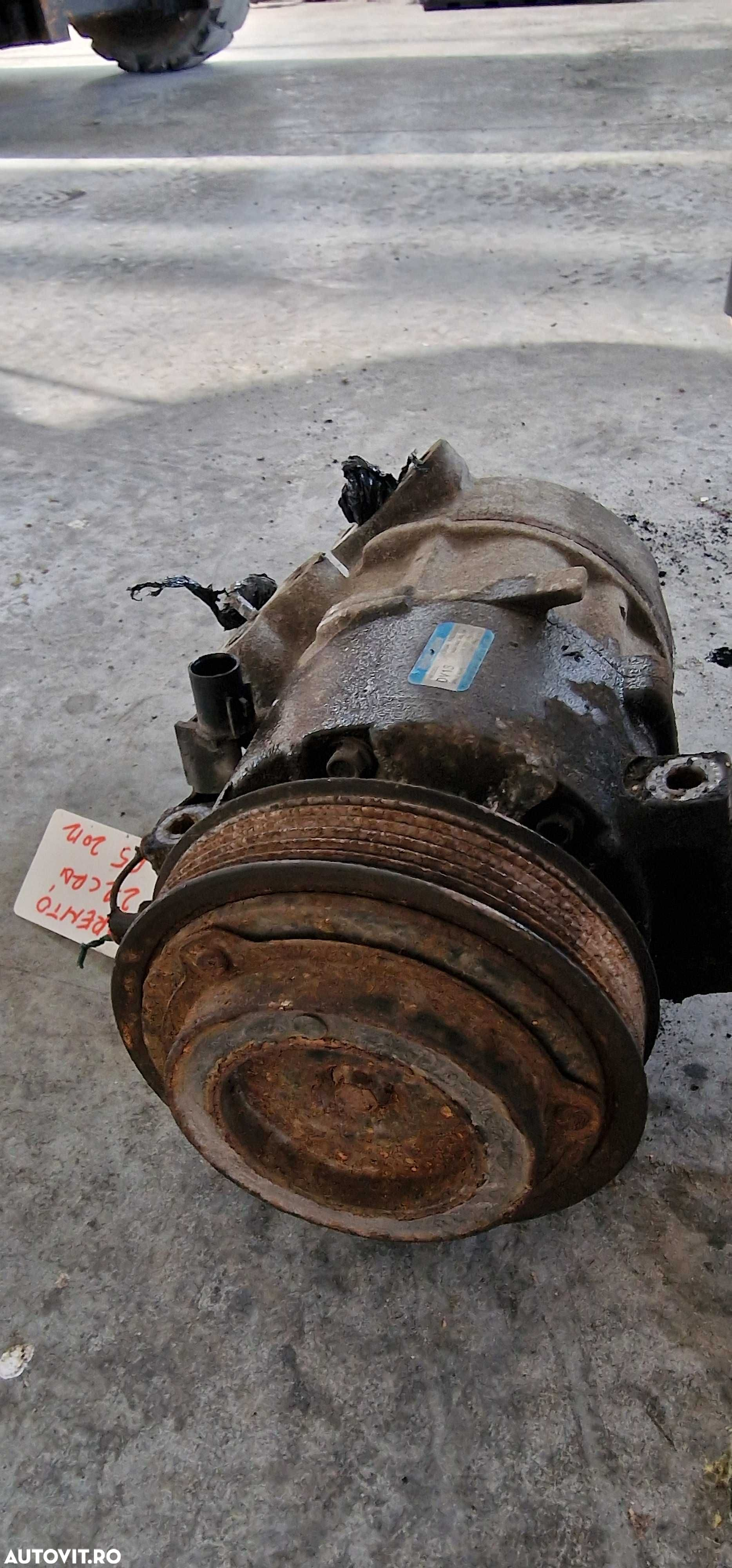 Compresor Clima Kia Sorento 2.2D Santa Fe 2,2D Euro 5 cod 10270-00500 - 3