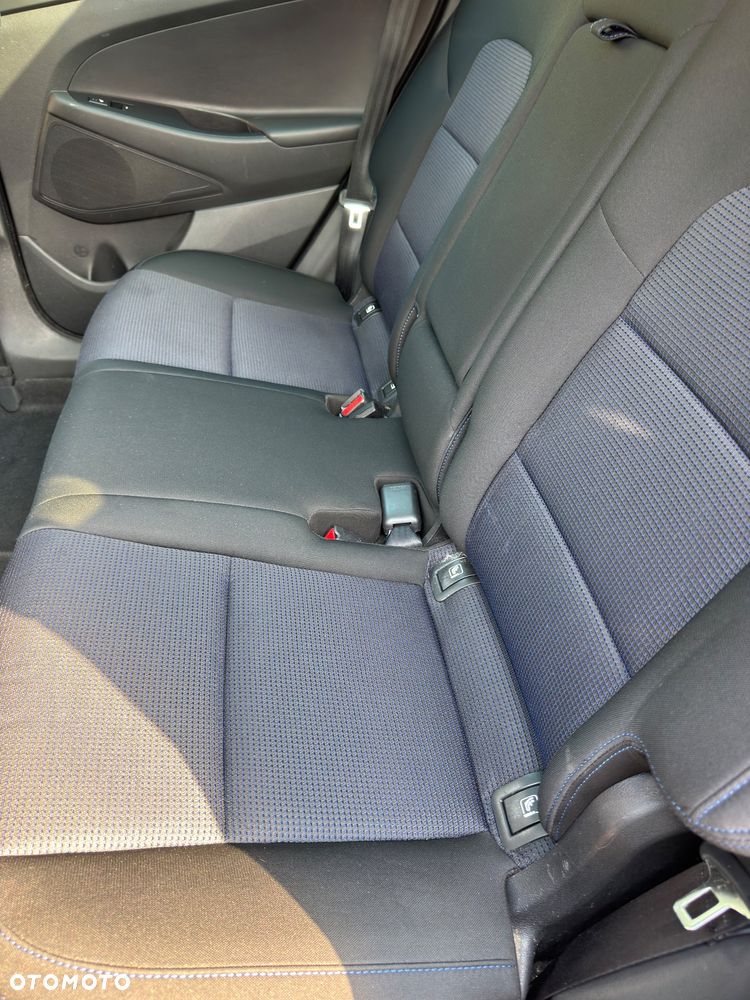 Hyundai Tucson blue 1.7 CRDi 2WD Passion - 17