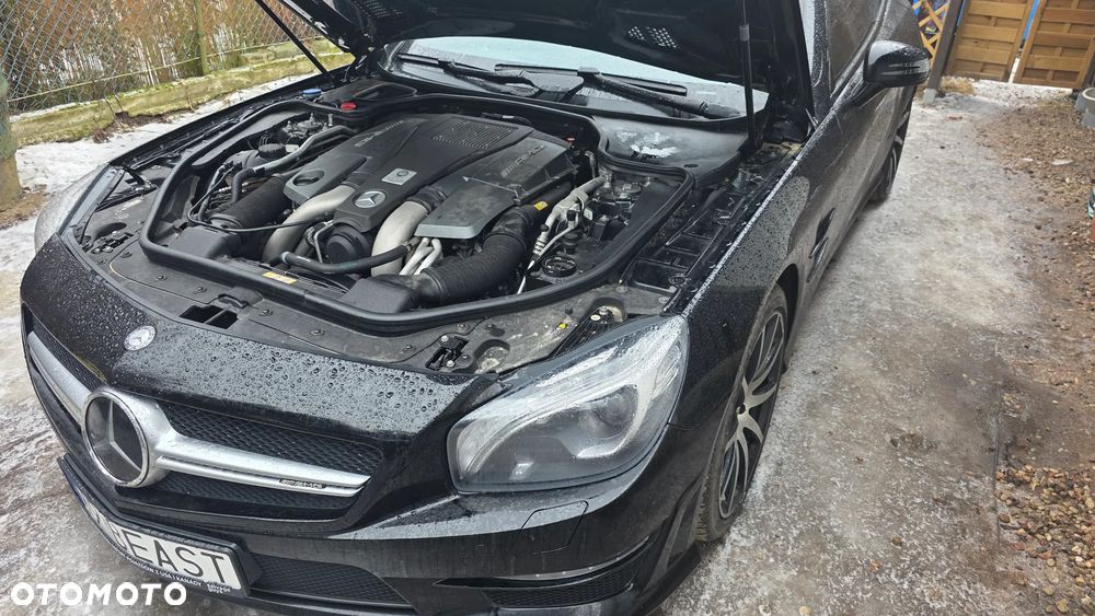 Mercedes-Benz SL 63 AMG - 6