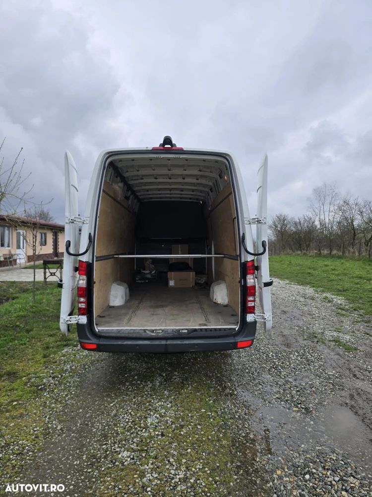 Mercedes-Benz SPRINTER - 8