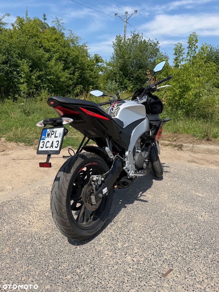 Aprilia Tuono - 5