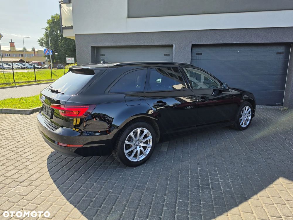 Audi A4 Avant - 5
