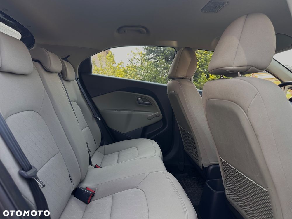 Kia Rio 1.2 M - 11