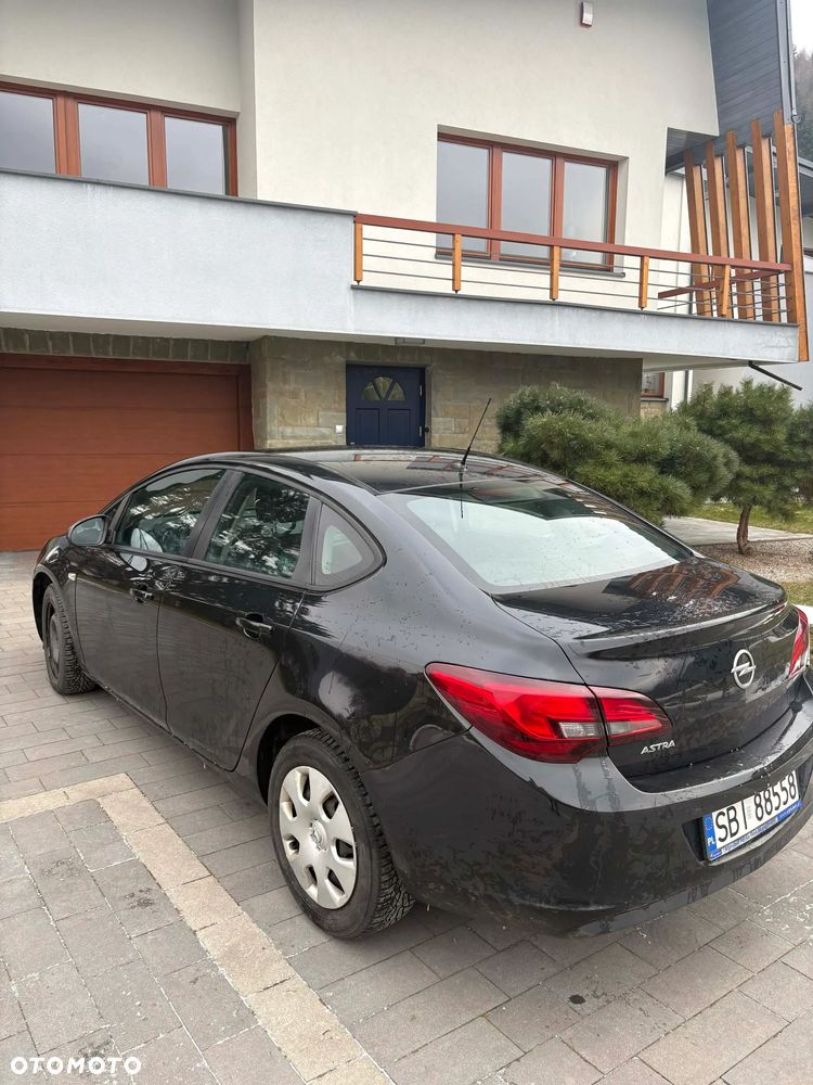 Opel Astra - 3