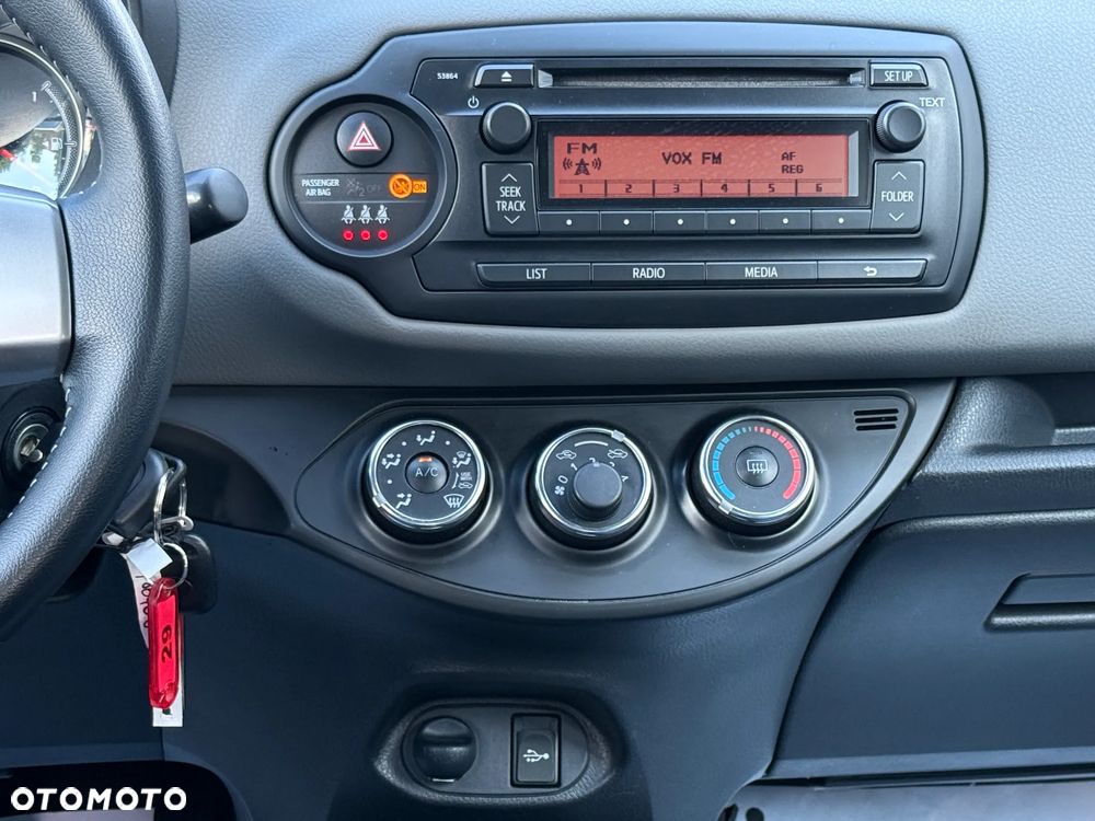 Toyota Yaris 1.0 Active EU6 - 8