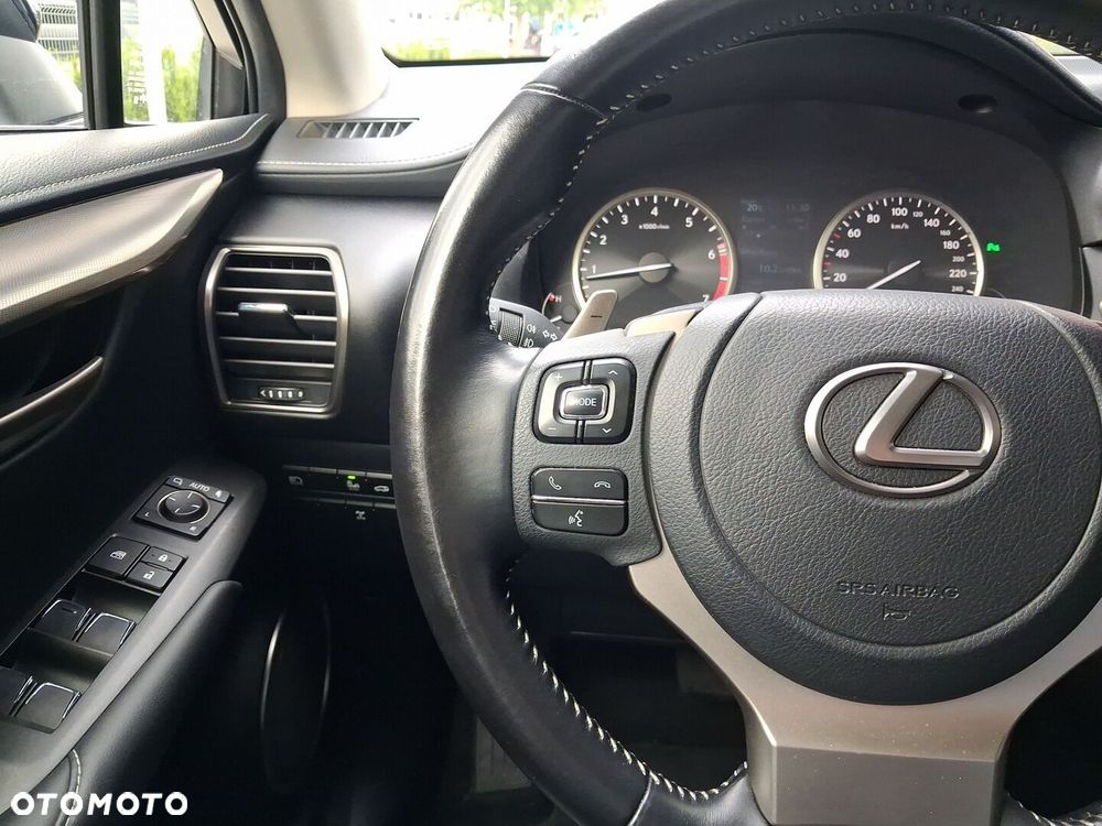 Lexus NX 300 F Impression AWD - 18