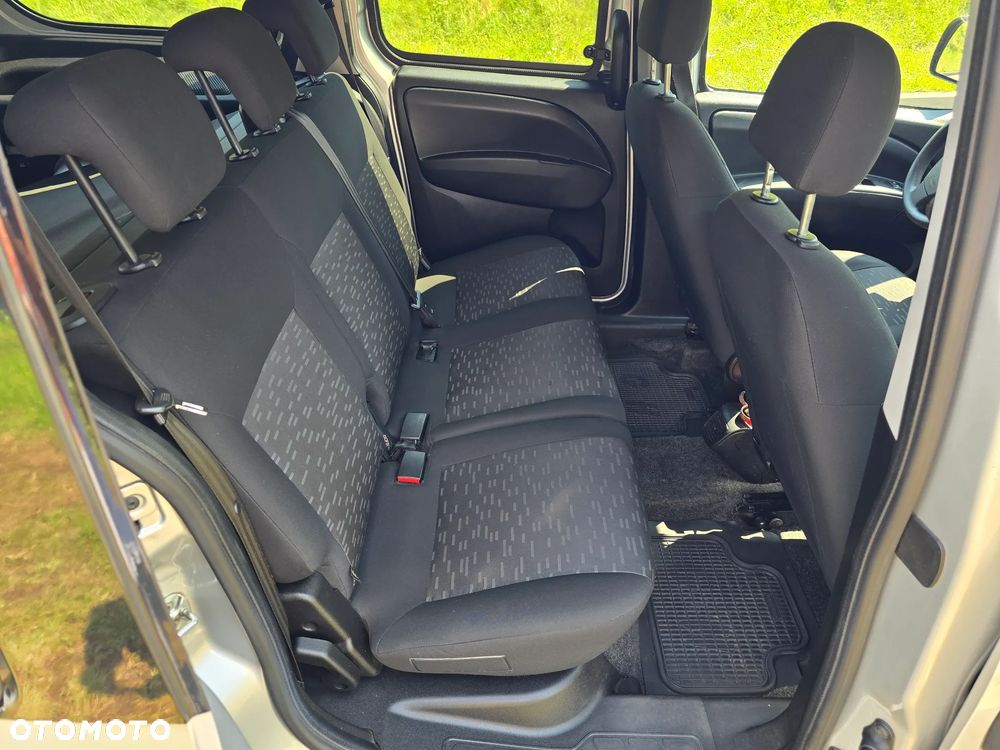 Opel Combo 2.0 CDTI Cosmo - 8
