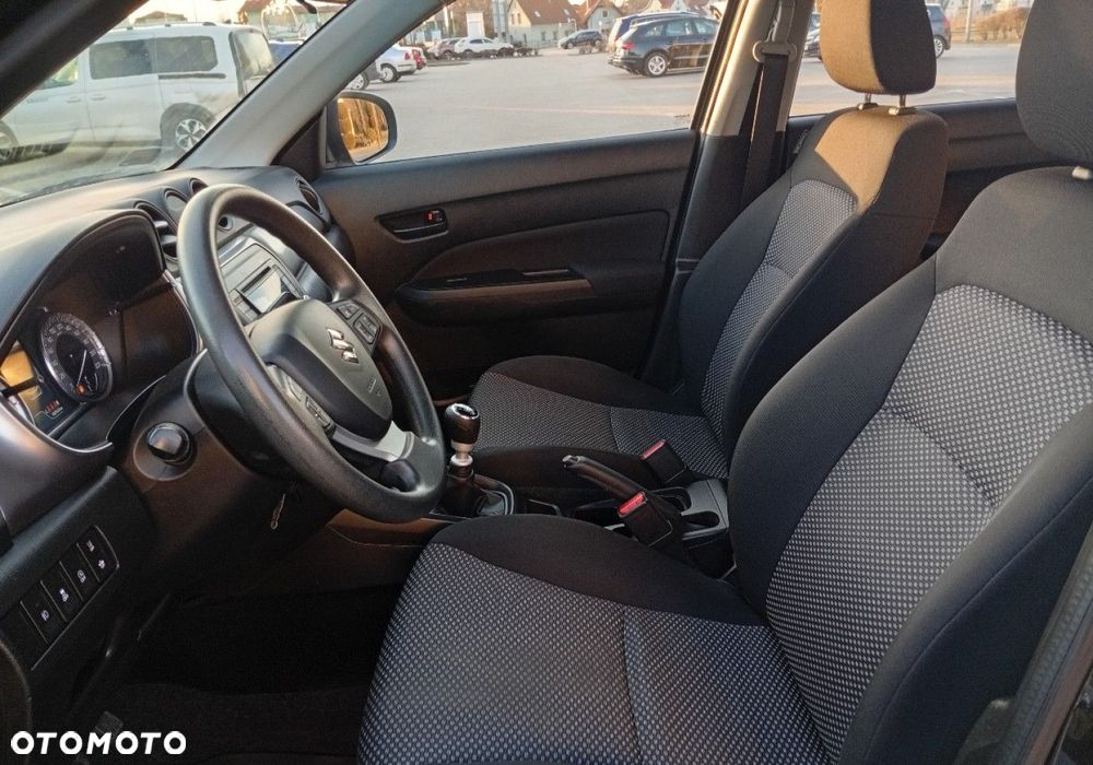 Suzuki Vitara - 18
