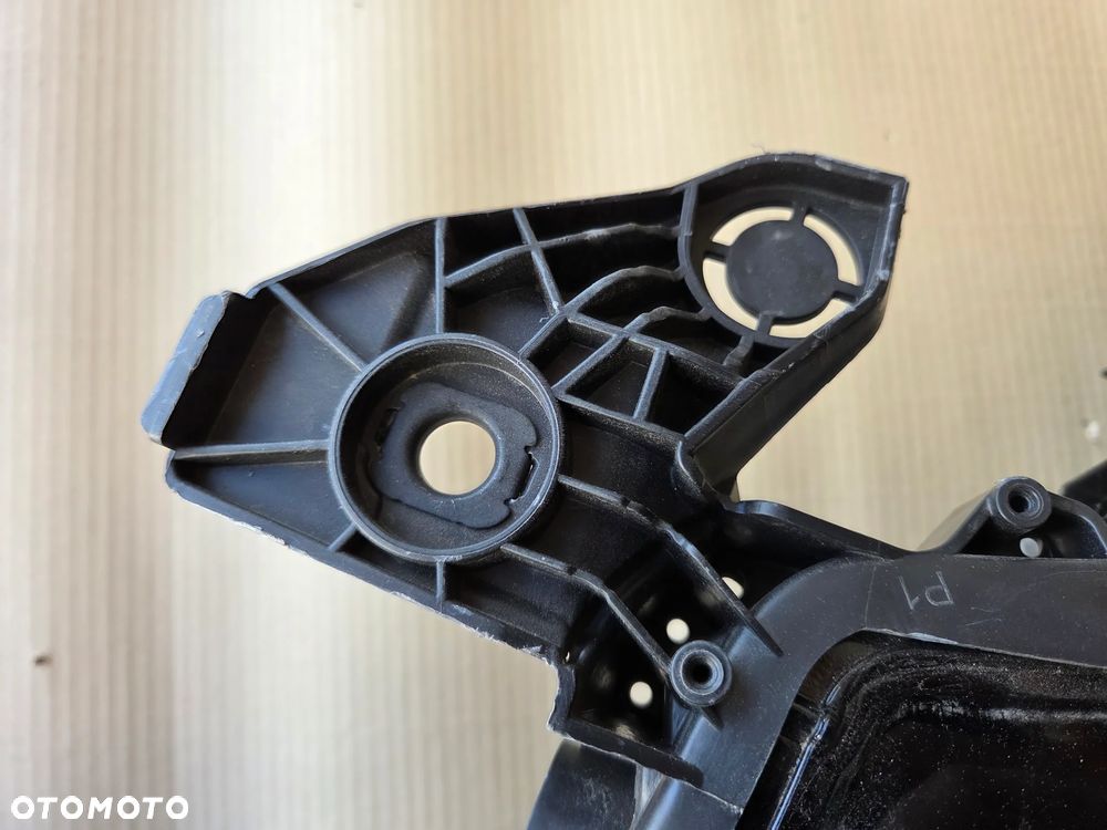 Lampa przednia prawa Full Led Peugeot 208 II 2008 II - 6
