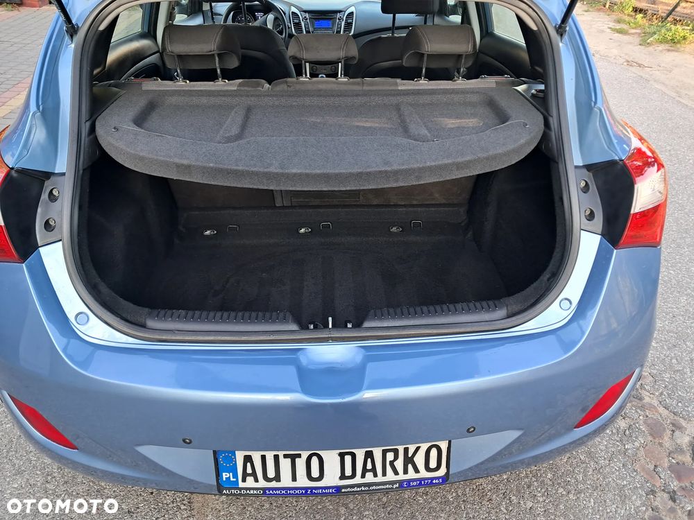 Hyundai i30 1.6 CRDI Trend - 12