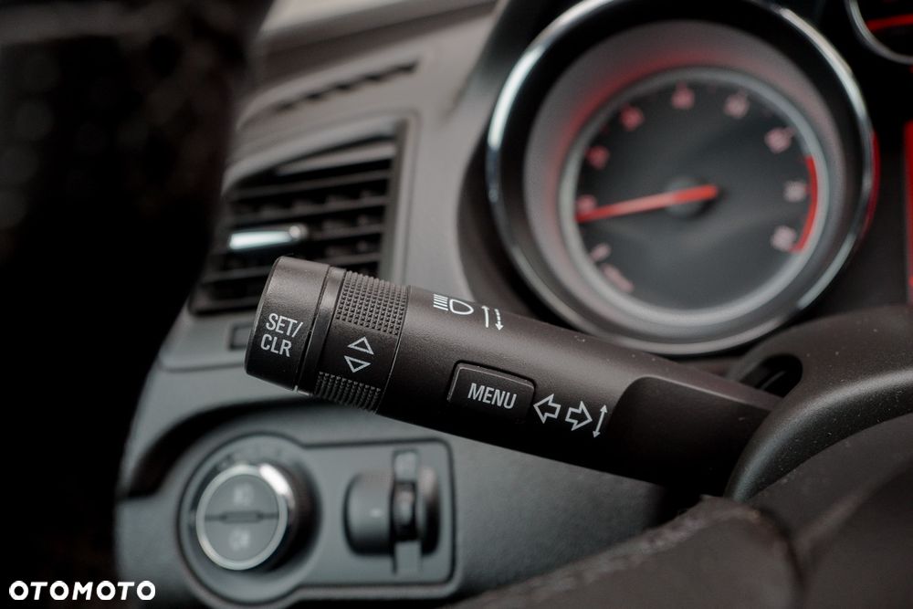 Opel Insignia 1.6 T Sport - 16