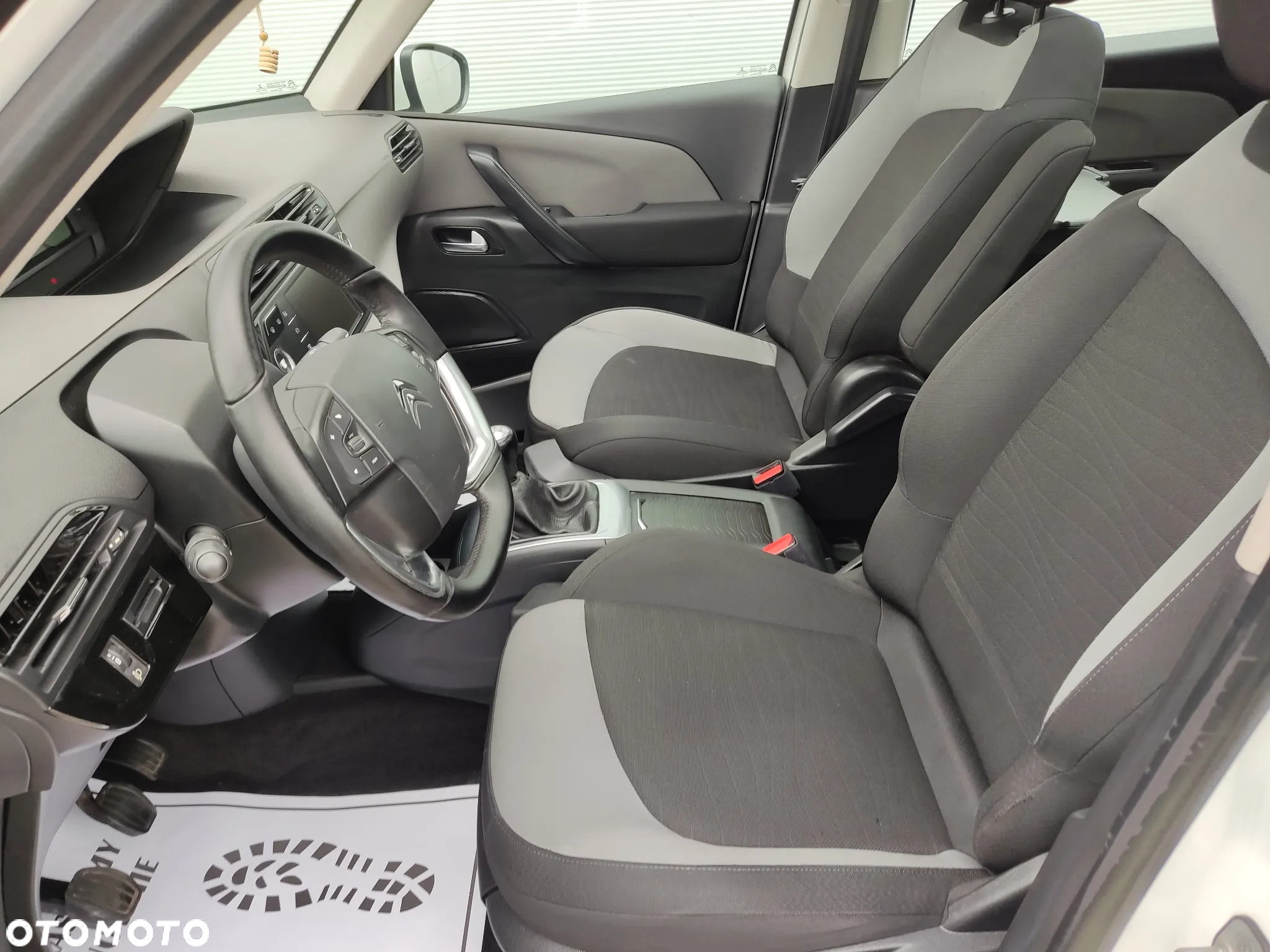 Citroën C4 Picasso 2.0 BlueHDi Intensive - 29