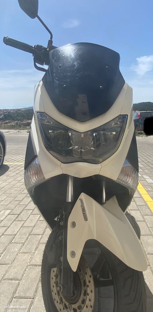Yamaha NMAX - 13
