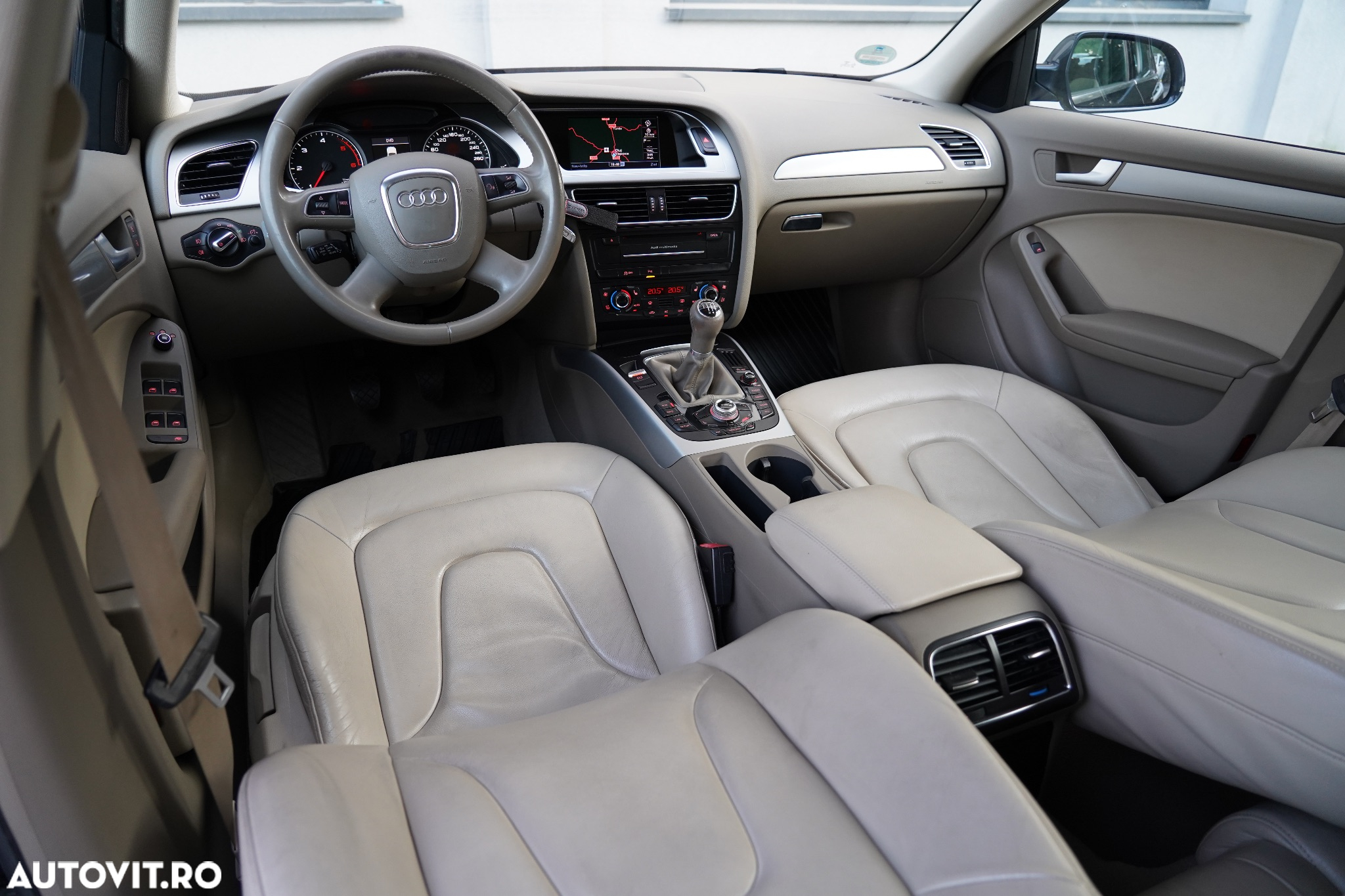 Audi A4 2.0 TDI Avant - 7