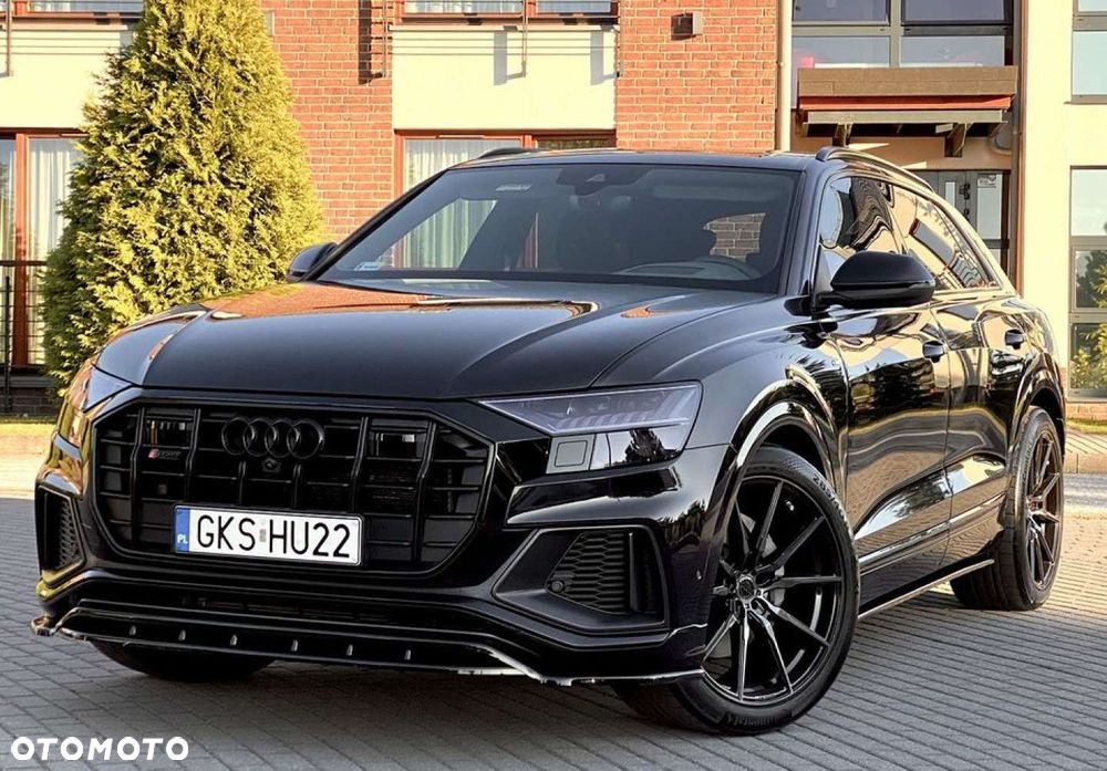 Audi Q8 - 11