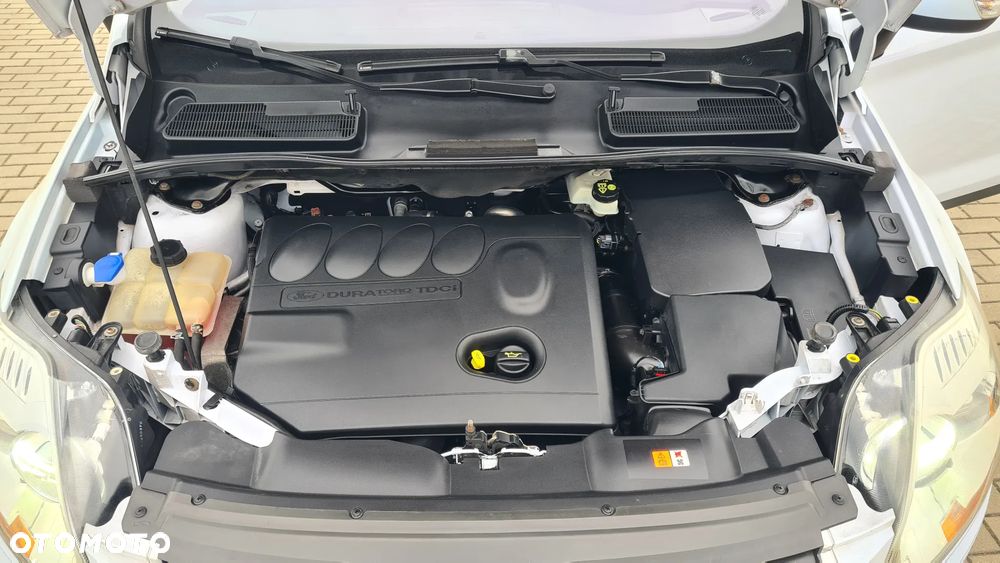 Ford Kuga 2.0 TDCi Titanium - 20