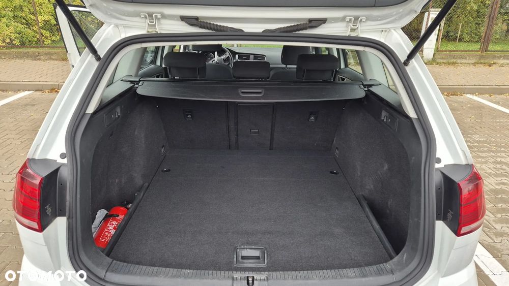 Volkswagen Golf VII 1.6 TDI BMT Comfortline - 4