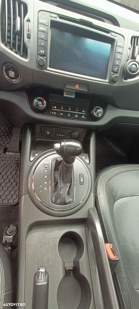 Kia Sportage - 10