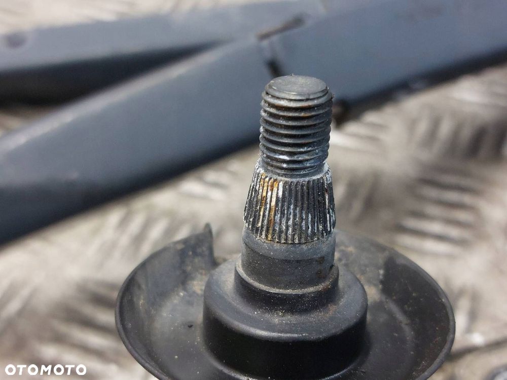 MECHANIZM WYCIERACZEK + SILNICZEK PRZÓD + RAMIONA KIA CEED II - 3