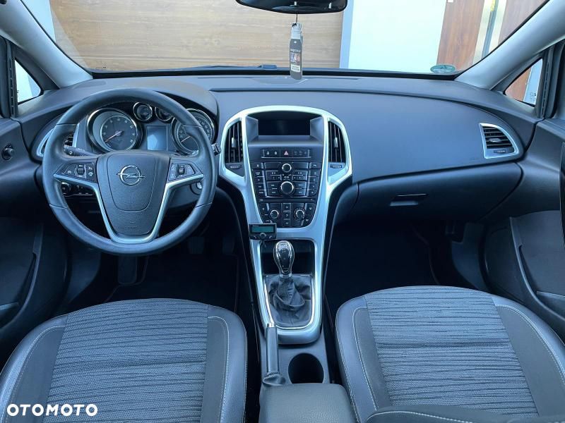 Opel Astra - 28