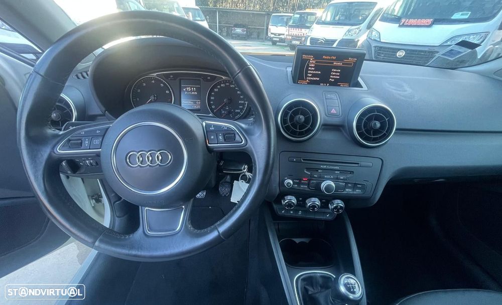 Audi A1 1.2 TFSI Advance - 11