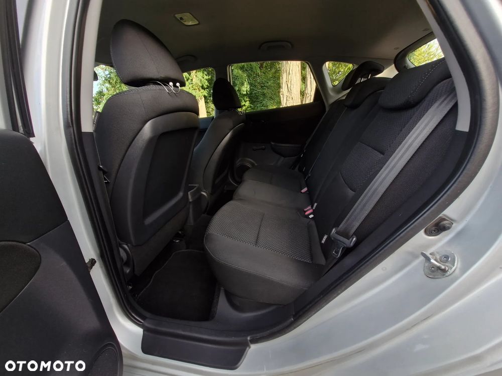 Hyundai i30 1.4 Base - 8